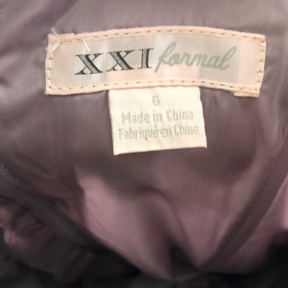 Strapless Boned Peplum Hem Cocktail Dresd - Picture 8 of 9